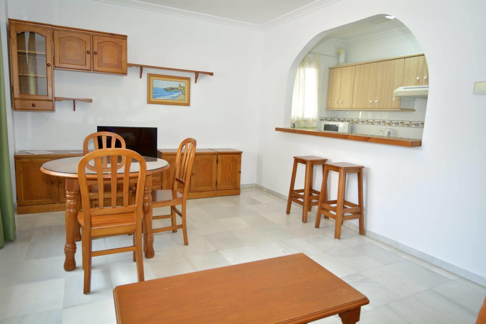 Apartamentos Hc Burriana Playa Nerja Ngoại thất bức ảnh