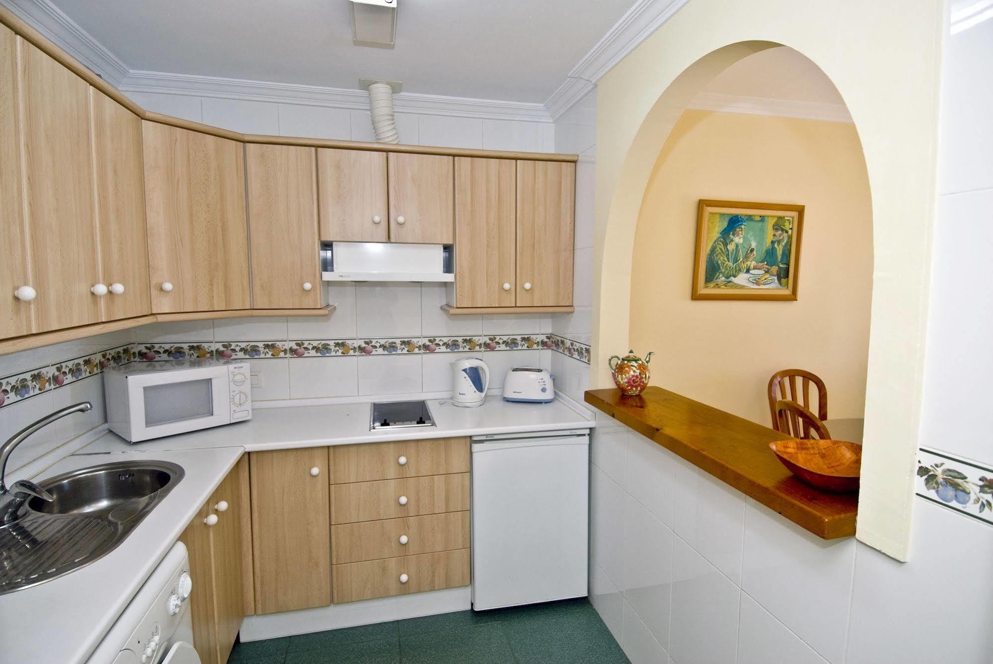 Apartamentos Hc Burriana Playa Nerja Ngoại thất bức ảnh